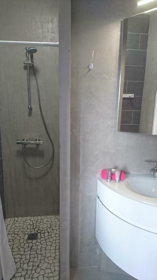La Tour D'Ugo Hotel Cavanac Екстериор снимка